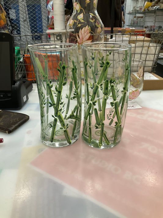 Verres courbés peinture verte - ID Créations Paris