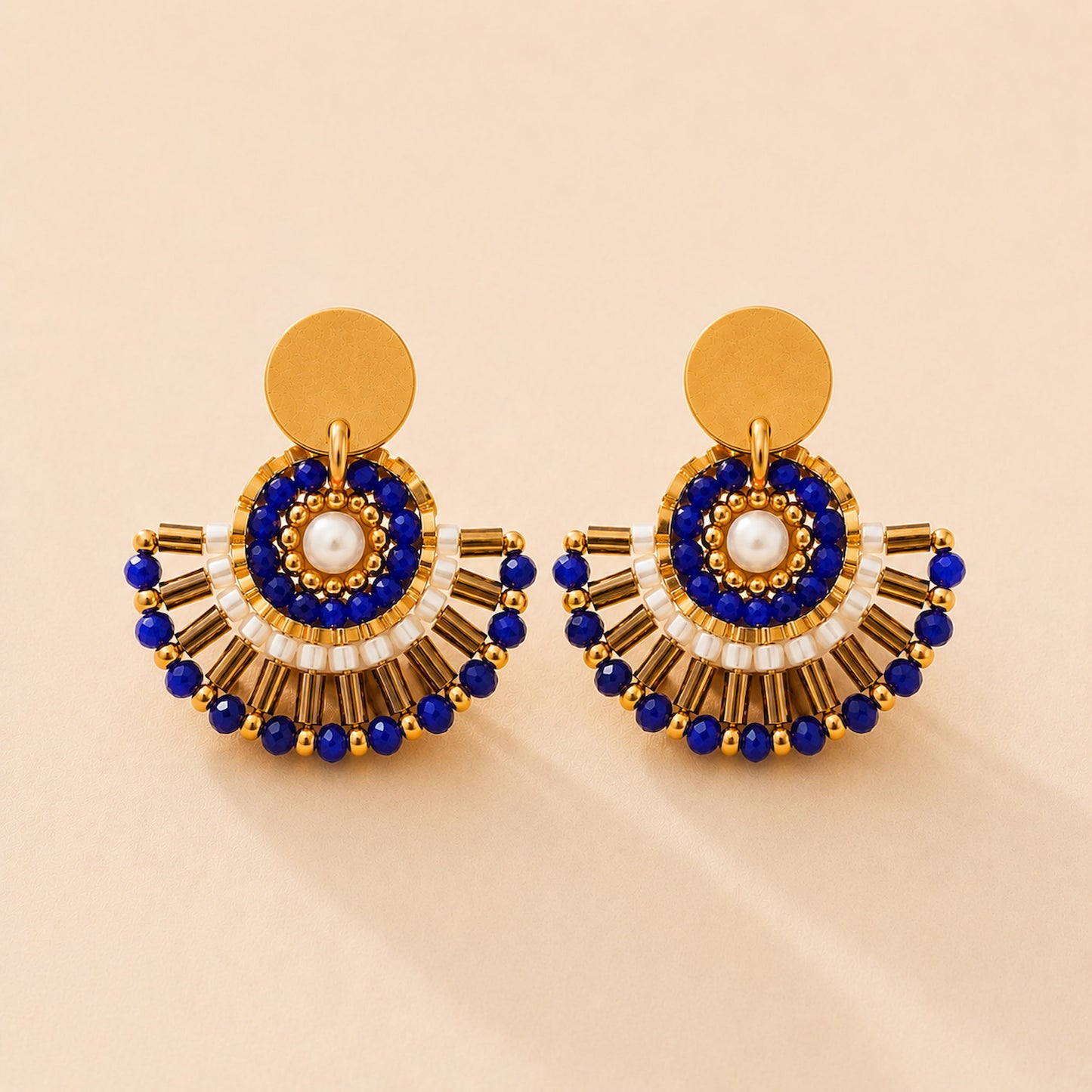 Aluna Bijoux – Sophie – Boucles en pierre naturelle marine cristal bleu blanc